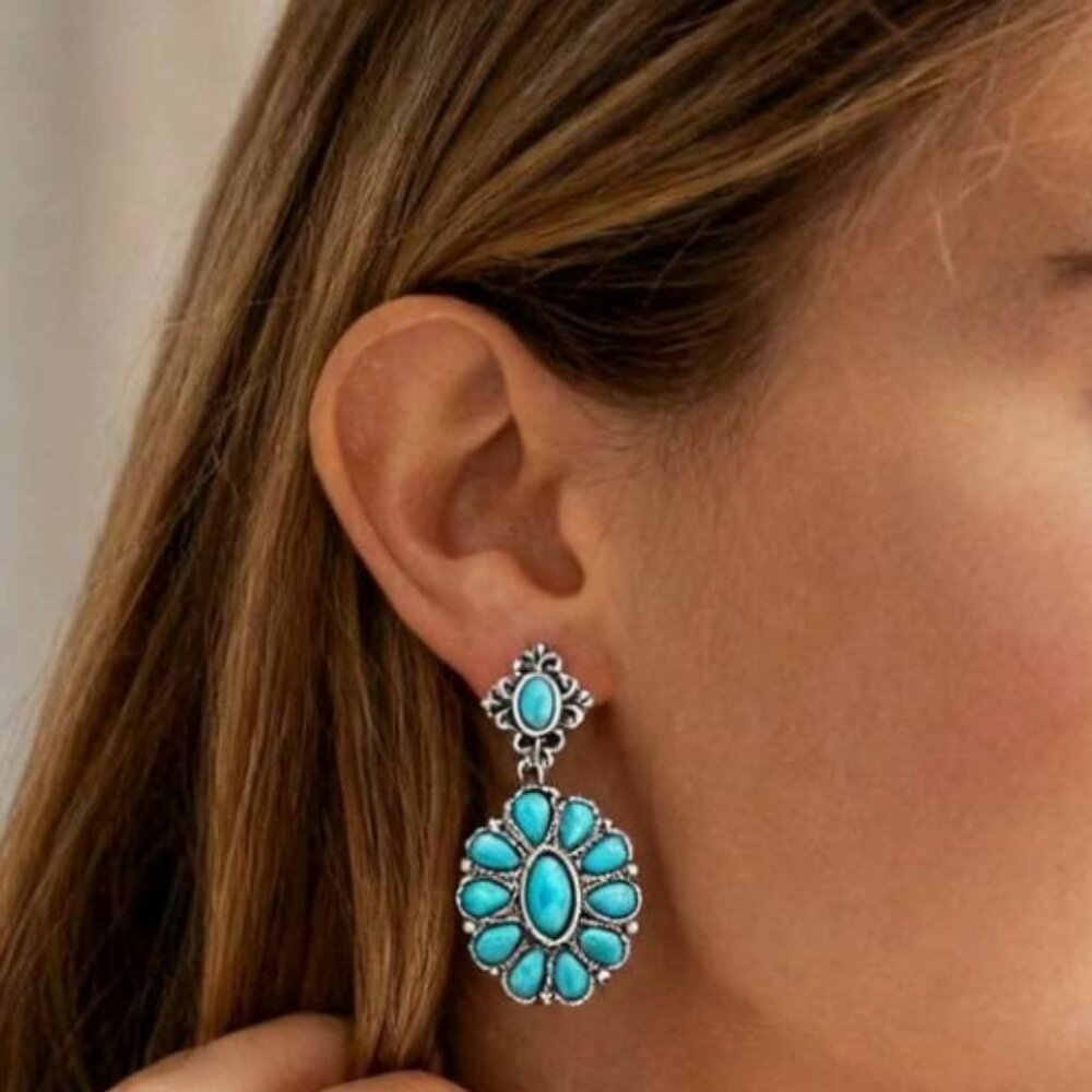 🌺Antique Silver Color Western Blue Turquoise Stone Decor Earring